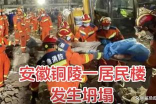 保罗：跟库汤同队挺好 你突破了之后 对手都不愿来补防